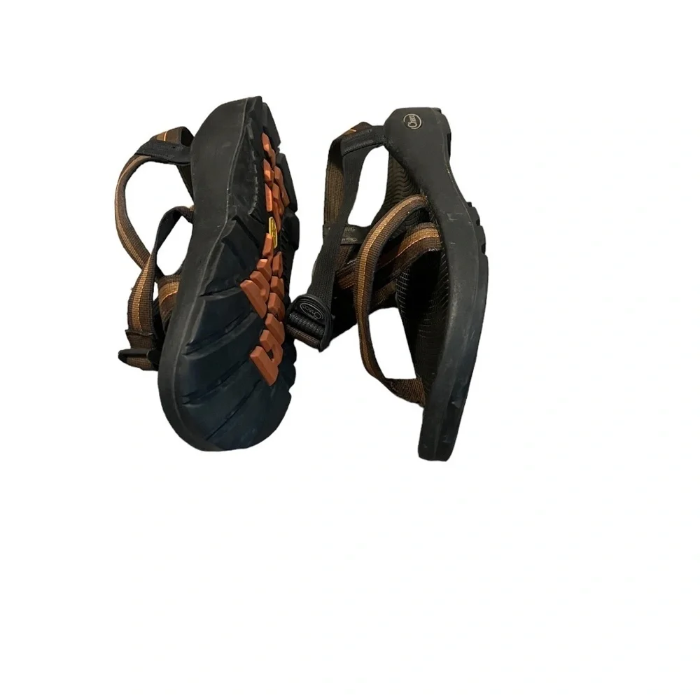 Chaco's Classic Men's Sandals Size 11M Straps Water Hiking Open Toe Flat‎ Shoes